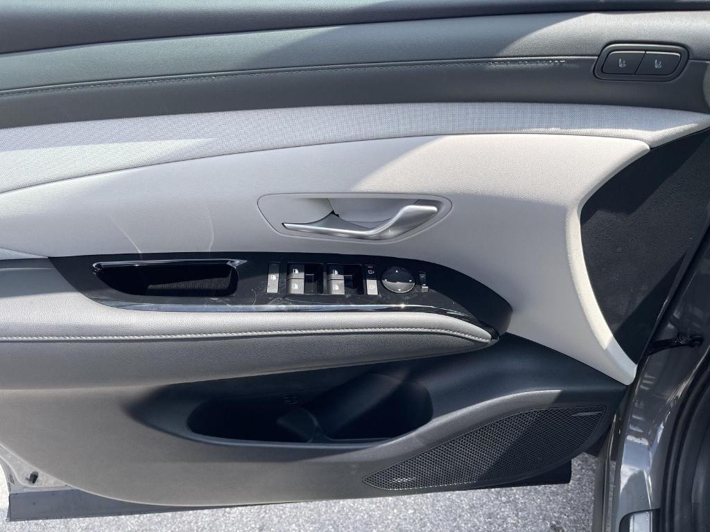 new 2025 Hyundai Tucson car, priced at $40,850