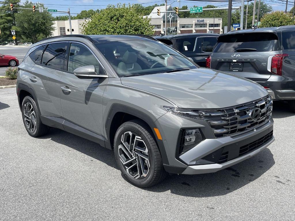 new 2025 Hyundai Tucson car, priced at $40,850