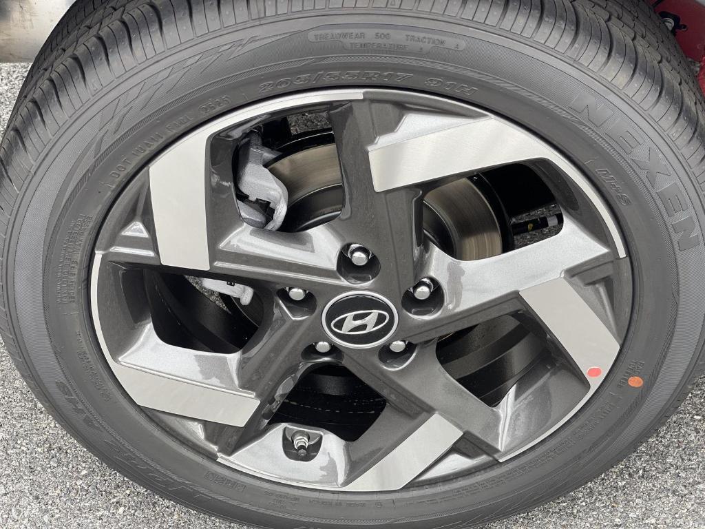 new 2025 Hyundai Venue car, priced at $25,395
