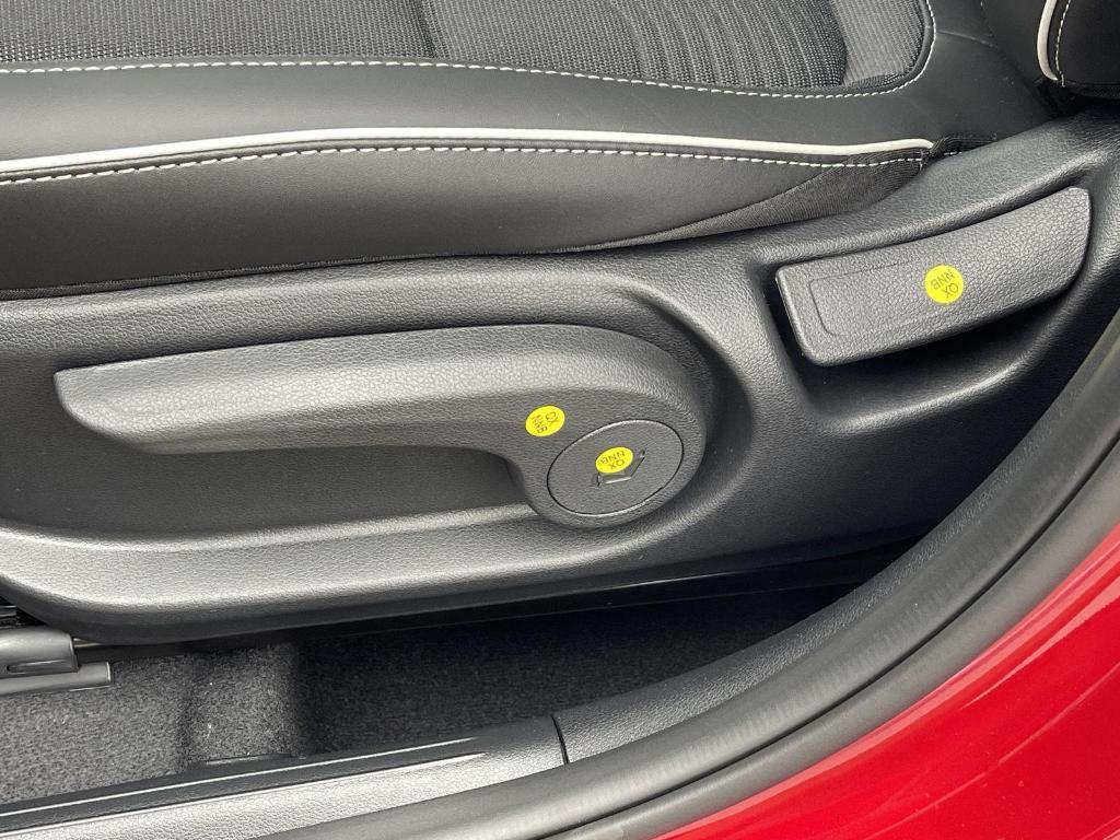 new 2025 Hyundai Venue car, priced at $25,395