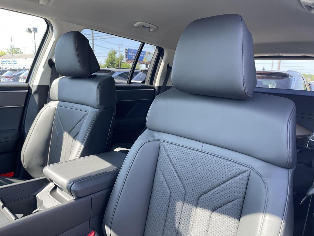 new 2026 Hyundai SANTA FE HEV car, priced at $41,901