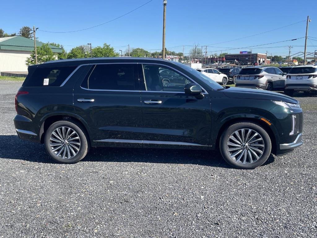 new 2025 Hyundai Palisade car, priced at $53,878