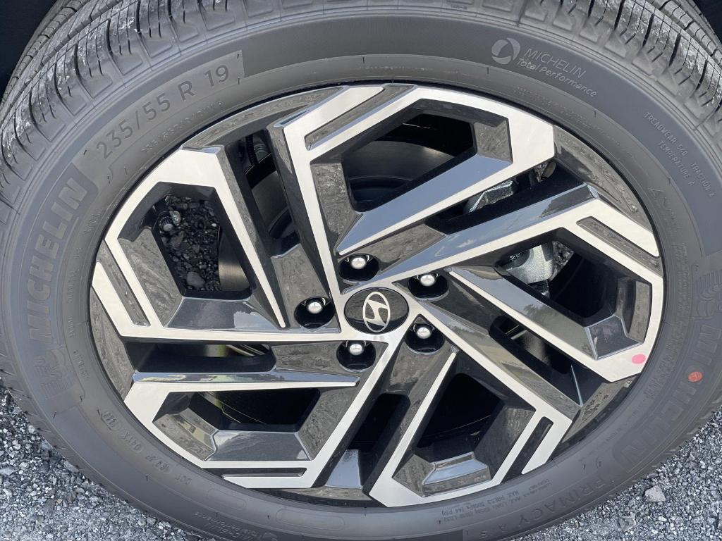 new 2025 Hyundai Tucson car, priced at $41,301