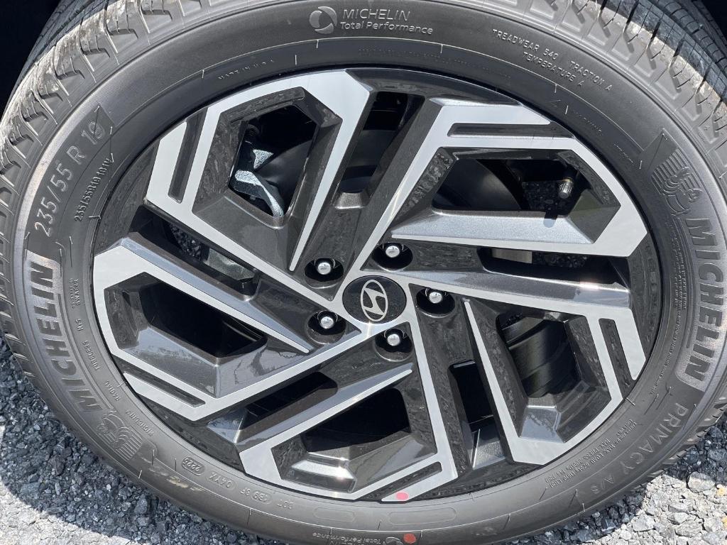 new 2025 Hyundai Tucson car, priced at $41,301