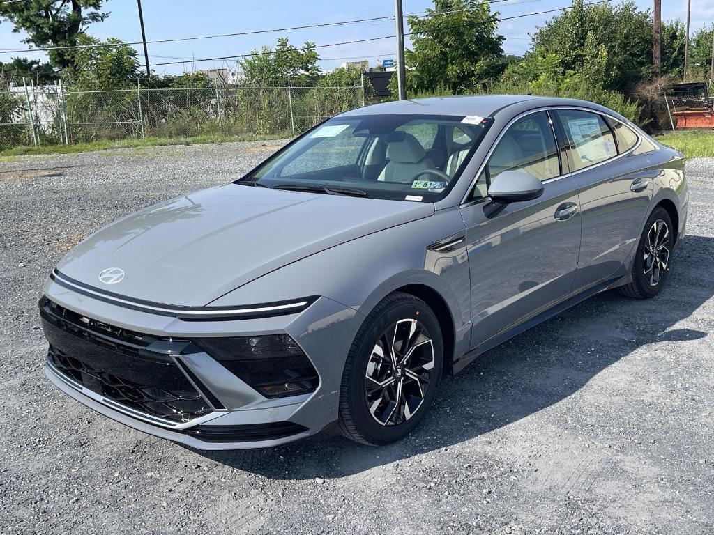 new 2025 Hyundai Sonata car, priced at $30,201