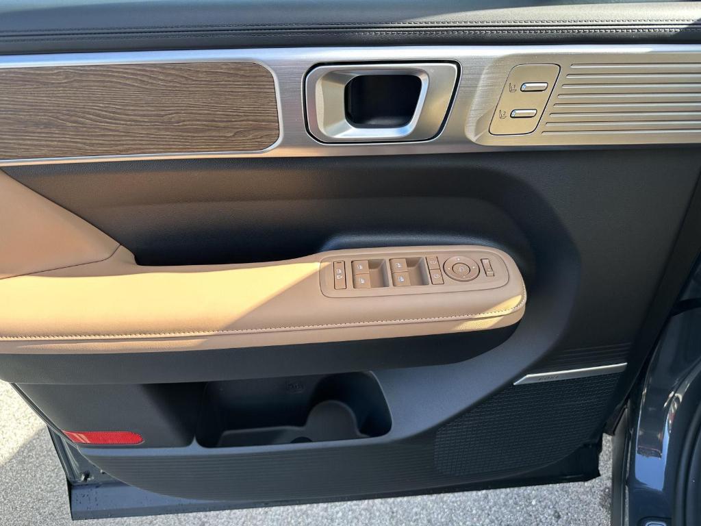 new 2026 Hyundai SANTA FE HEV car, priced at $51,612