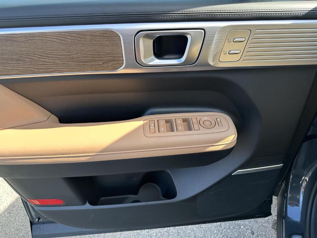 new 2026 Hyundai SANTA FE HEV car, priced at $51,612