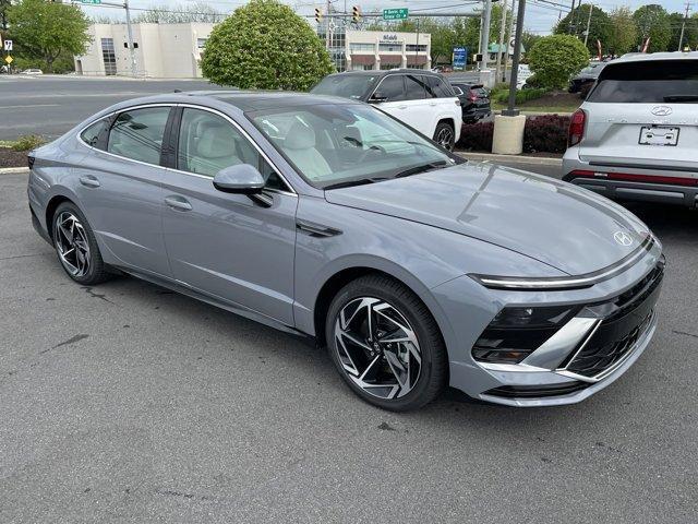 new 2024 Hyundai Sonata car, priced at $32,260