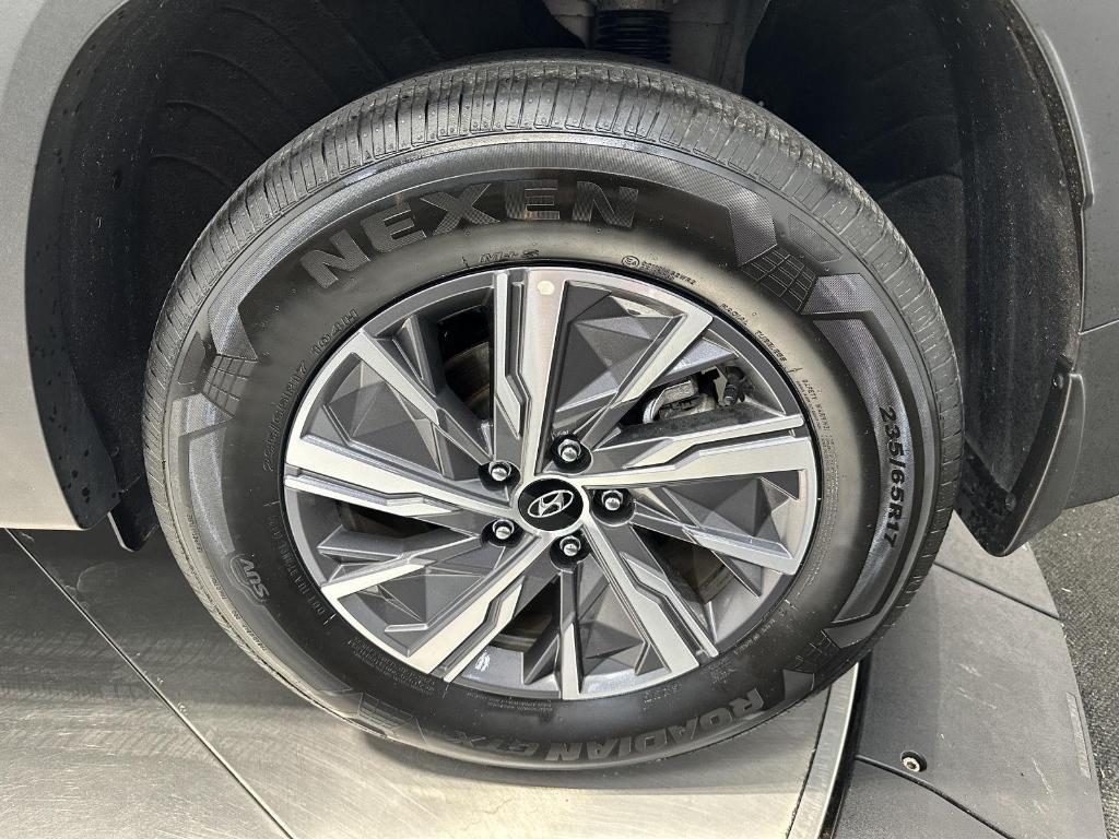 used 2024 Hyundai TUCSON Hybrid car, priced at $30,995
