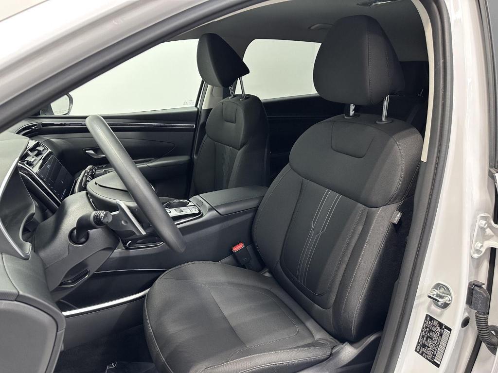 used 2024 Hyundai TUCSON Hybrid car, priced at $30,995