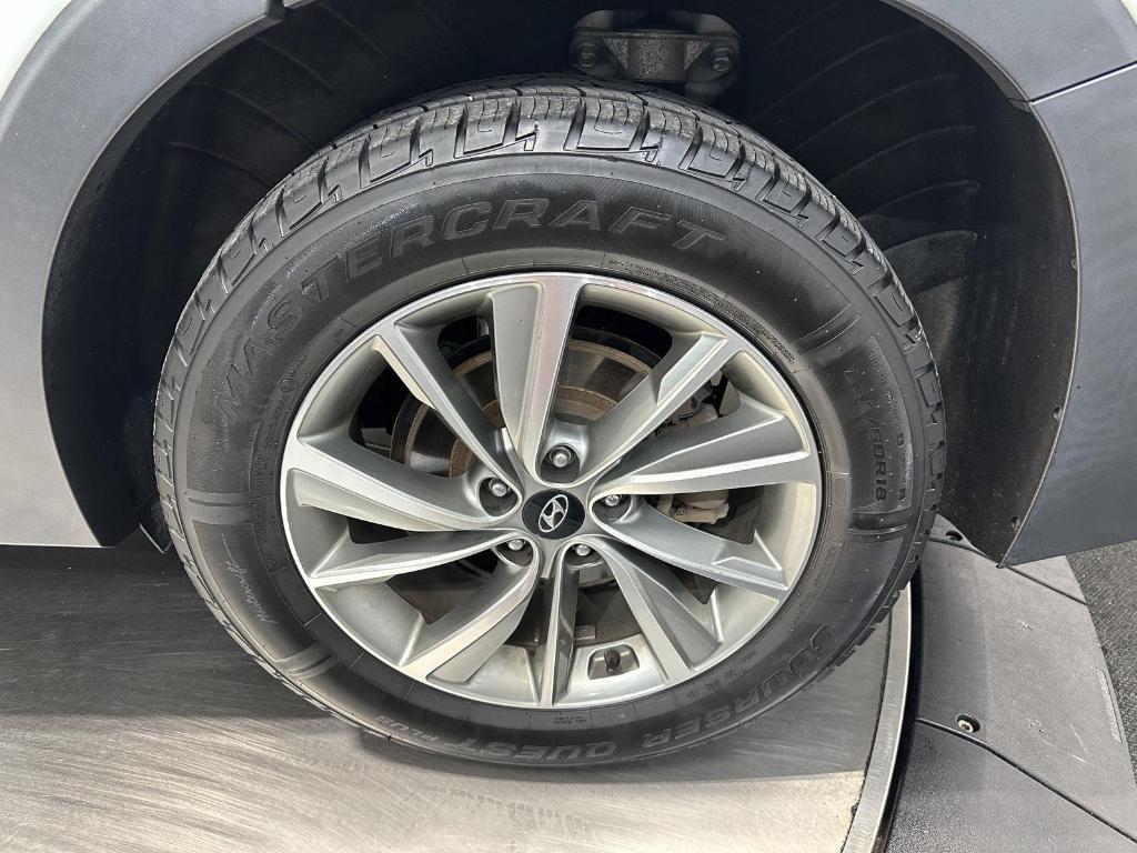 used 2020 Hyundai Santa Fe car, priced at $16,295