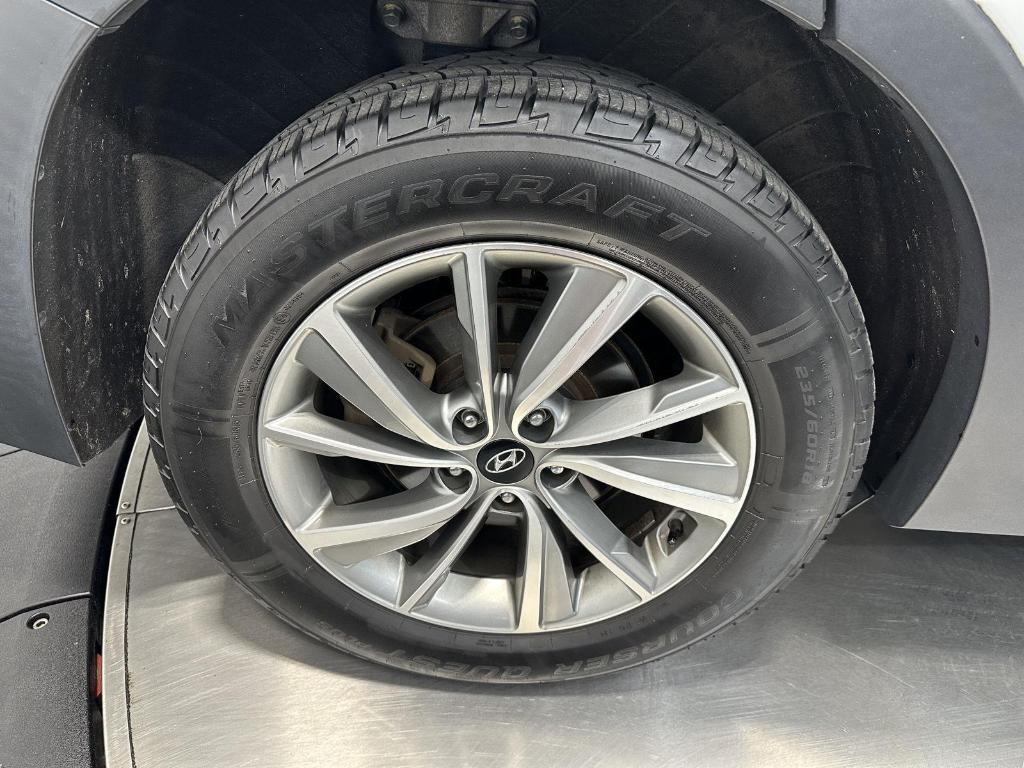 used 2020 Hyundai Santa Fe car, priced at $16,295