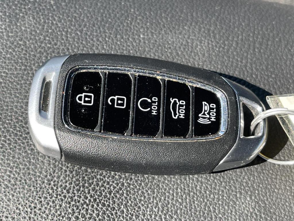 used 2022 Hyundai Elantra car, priced at $18,295