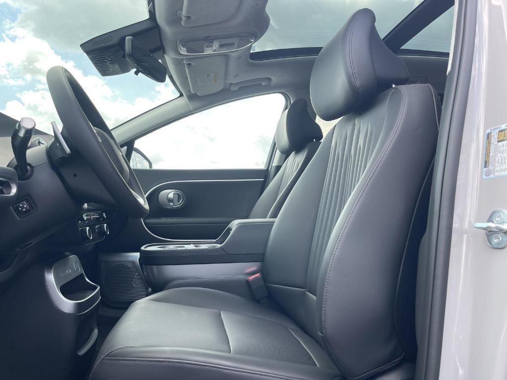new 2026 Hyundai IONIQ 9 car, priced at $77,510