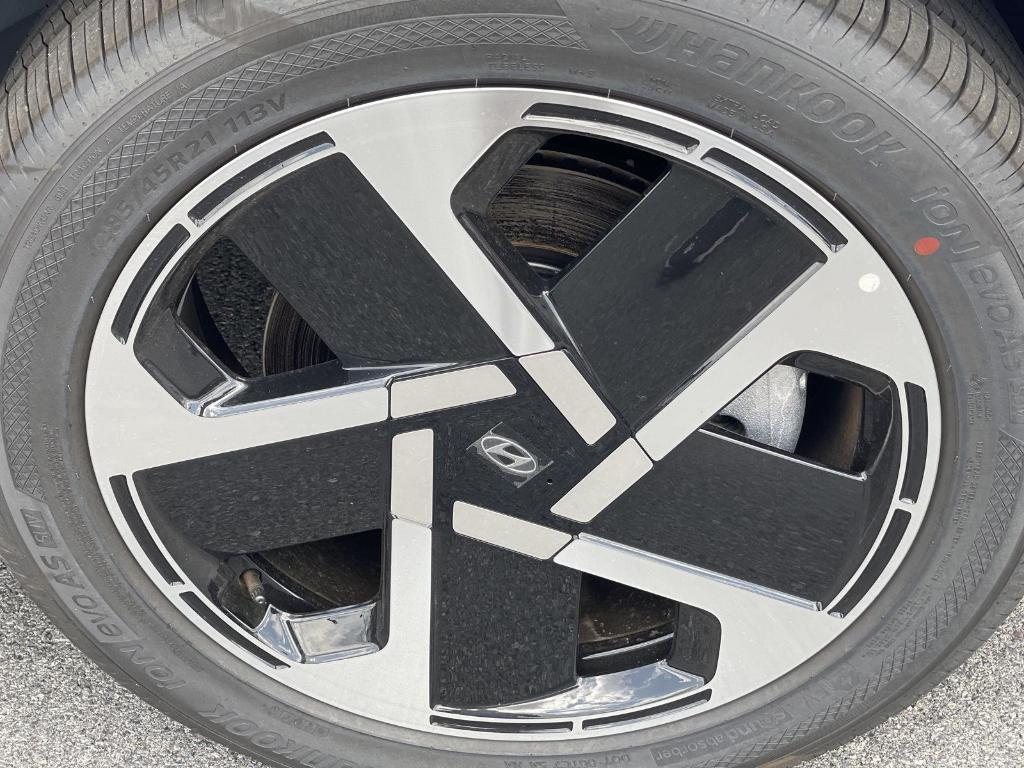 new 2026 Hyundai IONIQ 9 car, priced at $77,510