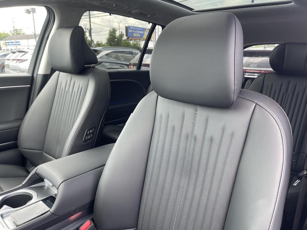 new 2026 Hyundai IONIQ 9 car, priced at $77,510