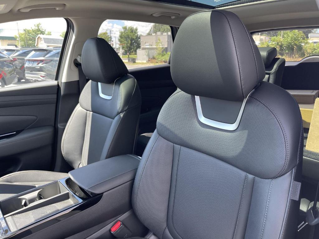 new 2026 Hyundai TUCSON Hybrid car, priced at $44,480