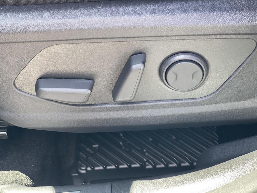 new 2026 Hyundai TUCSON Hybrid car, priced at $44,480