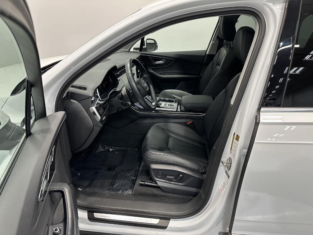 used 2021 Audi Q7 car, priced at $35,995
