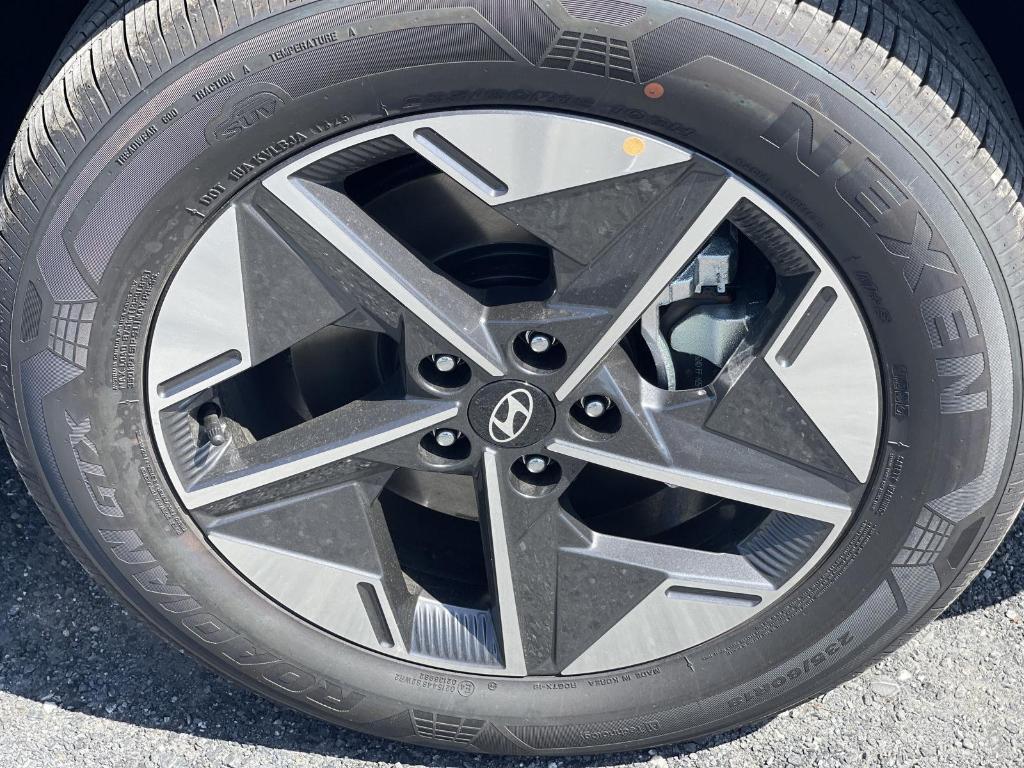 new 2025 Hyundai TUCSON Hybrid car, priced at $38,167