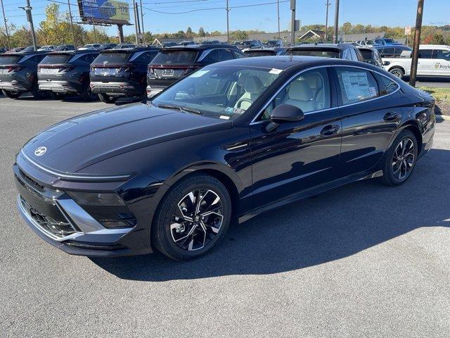 new 2025 Hyundai Sonata car, priced at $30,935