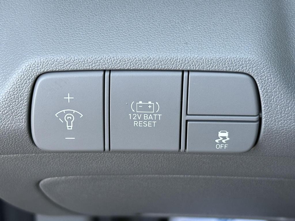 new 2026 Hyundai ELANTRA HEV car, priced at $28,716