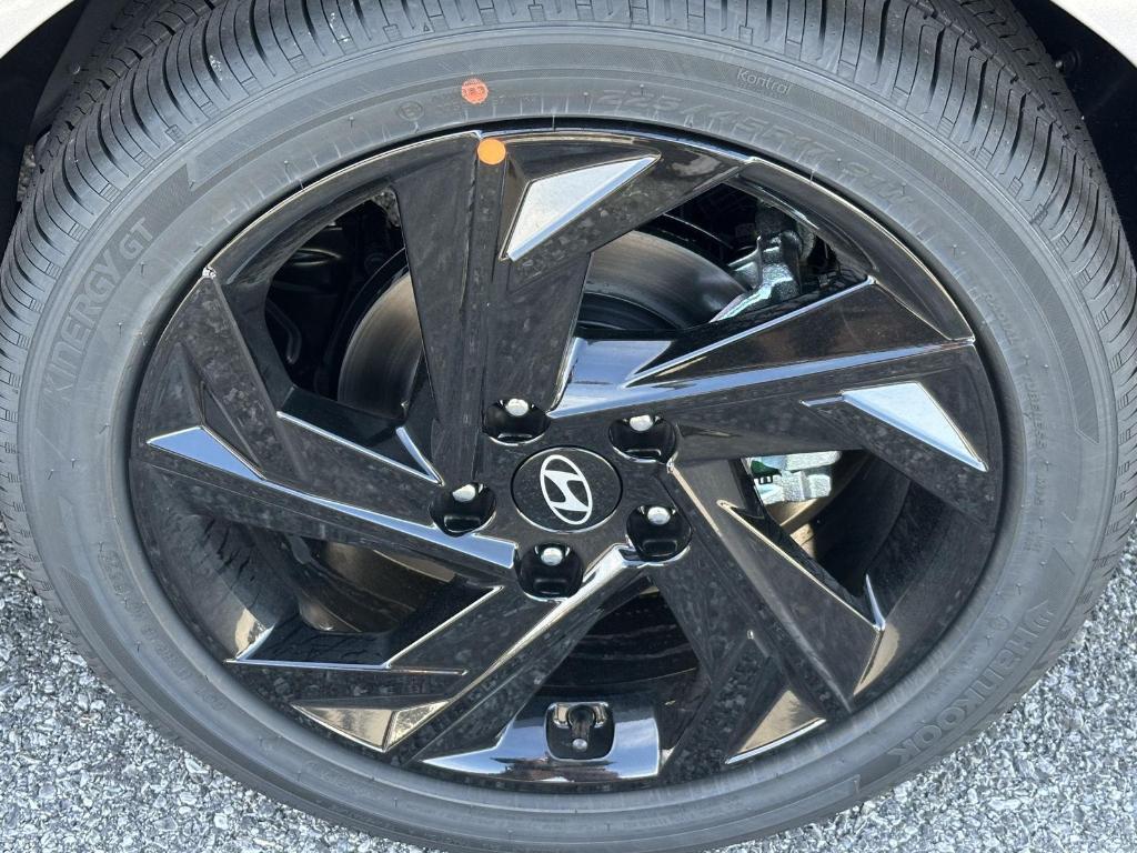 new 2026 Hyundai ELANTRA HEV car, priced at $28,716