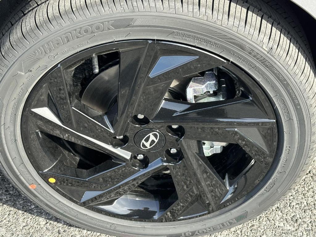 new 2026 Hyundai ELANTRA HEV car, priced at $28,716