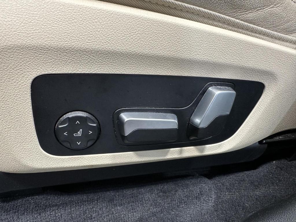 used 2022 BMW X3 car, priced at $35,995