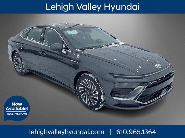 new 2025 Hyundai Sonata Hybrid car, priced at $32,730