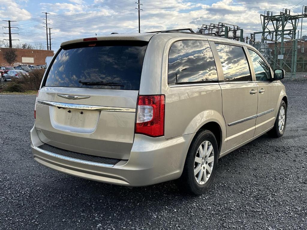used 2013 Chrysler Town & Country car, priced at $5,995