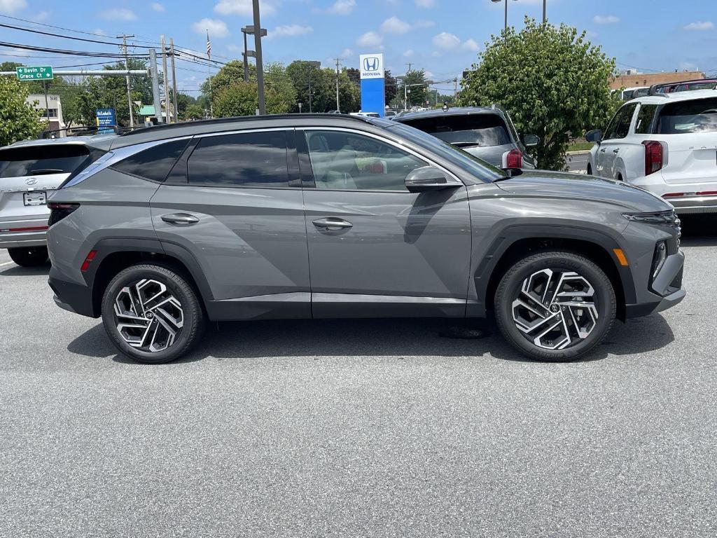 new 2026 Hyundai Tucson car, priced at $43,435