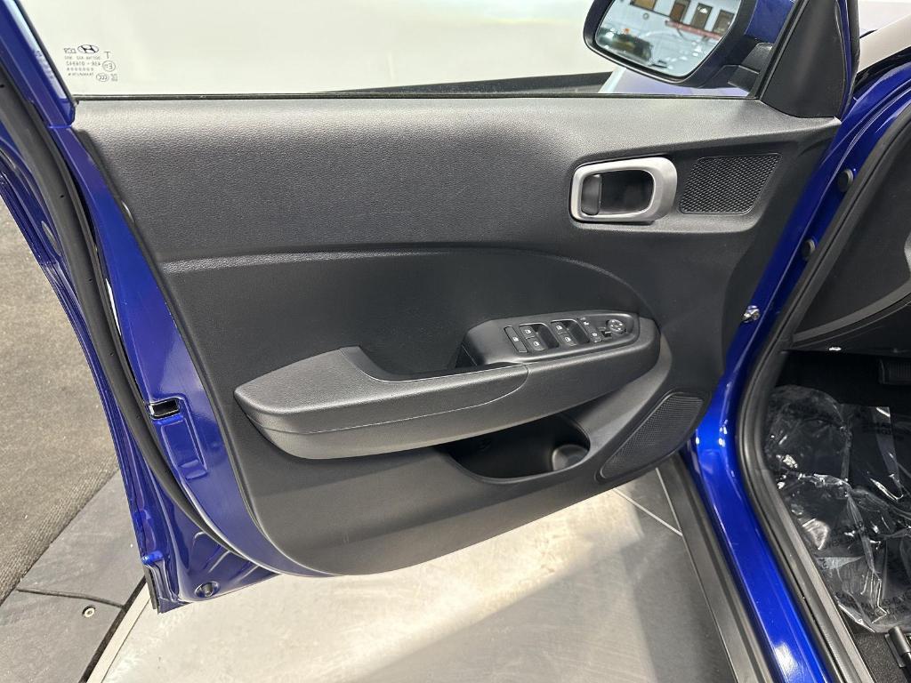 used 2021 Hyundai Venue car, priced at $17,995
