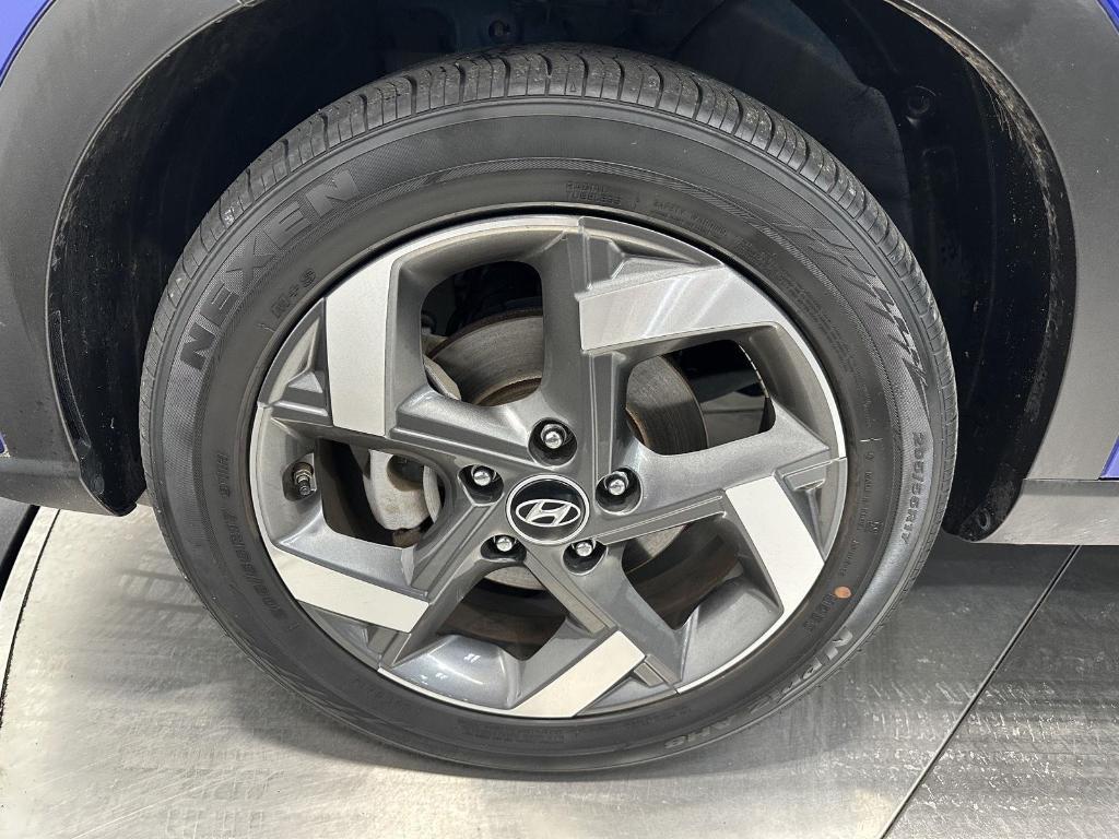 used 2021 Hyundai Venue car, priced at $17,995