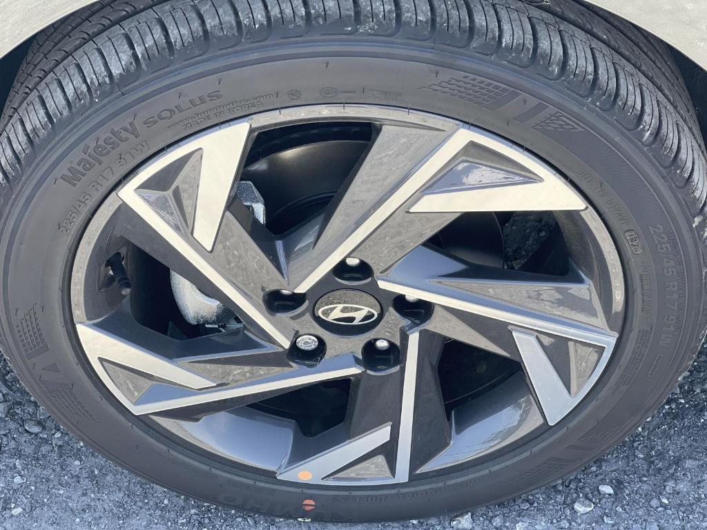 new 2025 Hyundai Elantra car, priced at $24,421