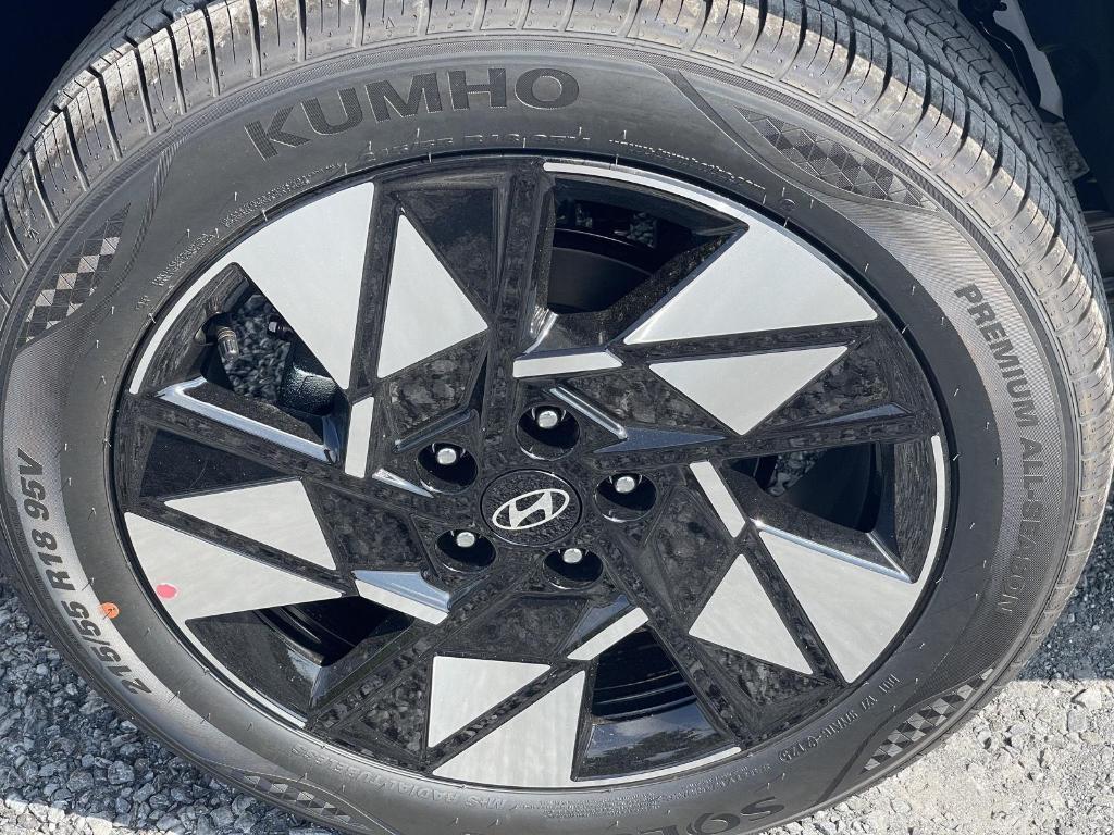 new 2025 Hyundai Kona car, priced at $28,081