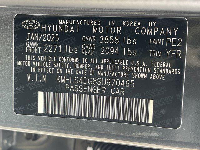 new 2025 Hyundai Elantra car, priced at $26,975