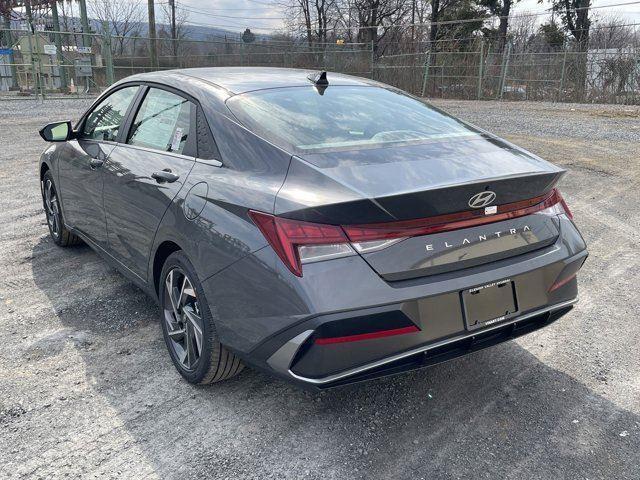 new 2025 Hyundai Elantra car, priced at $26,975