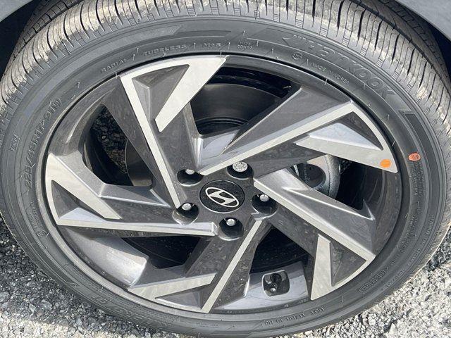 new 2025 Hyundai Elantra car, priced at $26,975