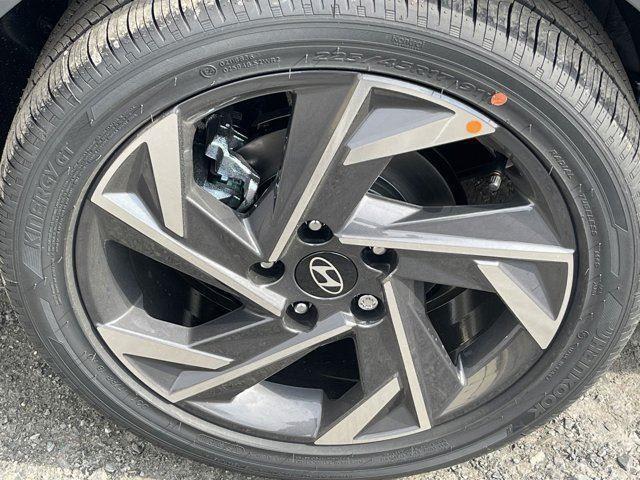 new 2025 Hyundai Elantra car, priced at $26,975