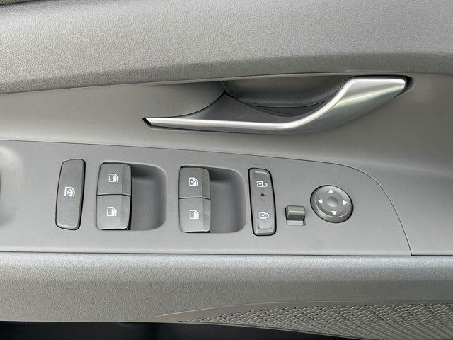 new 2025 Hyundai Elantra car, priced at $26,975