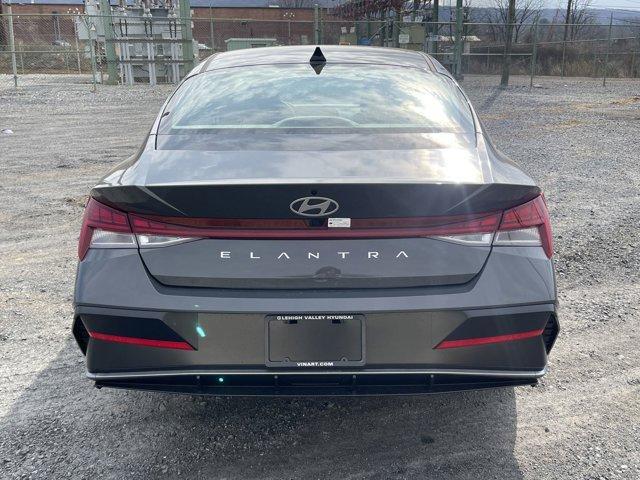 new 2025 Hyundai Elantra car, priced at $27,475