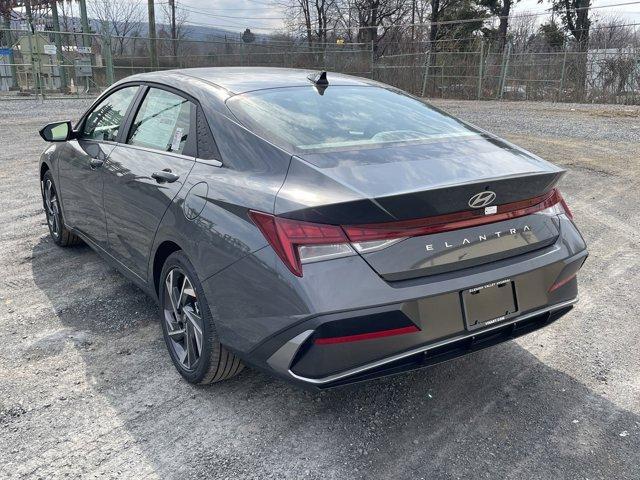 new 2025 Hyundai Elantra car, priced at $27,475