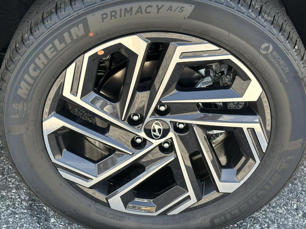 new 2025 Hyundai TUCSON Hybrid car, priced at $43,439