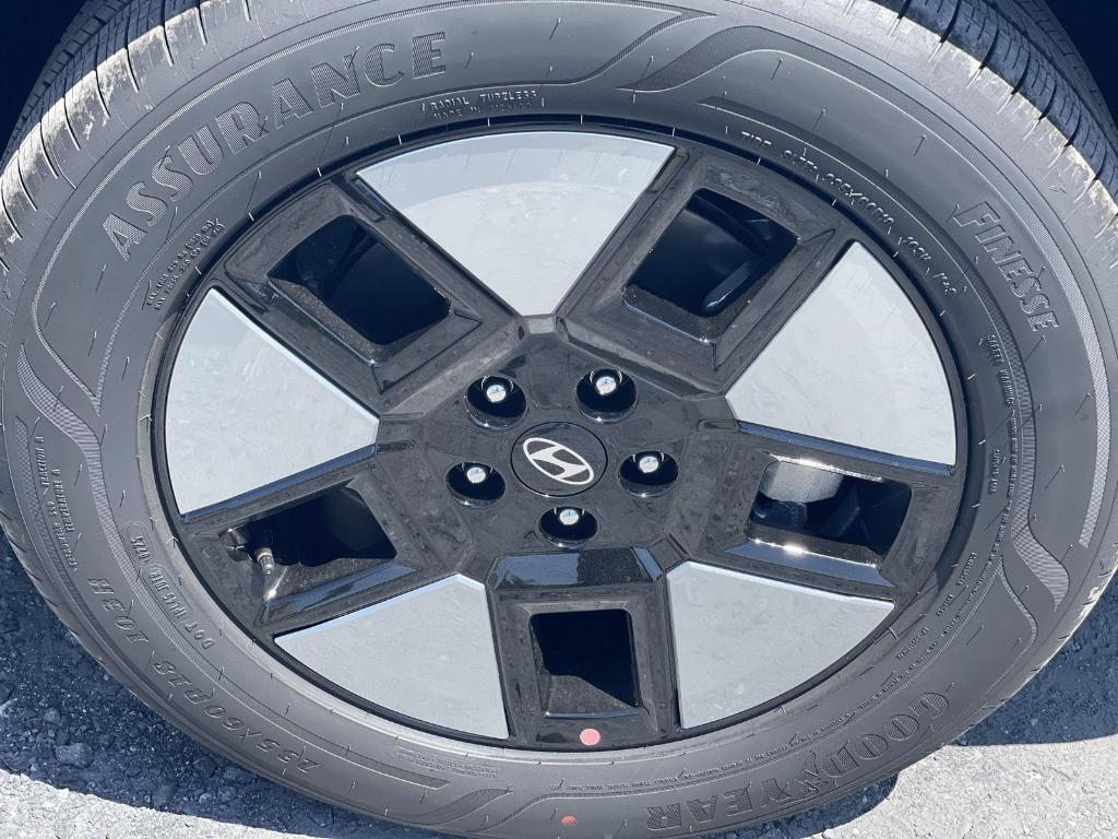 new 2026 Hyundai SANTA FE HEV car, priced at $40,020