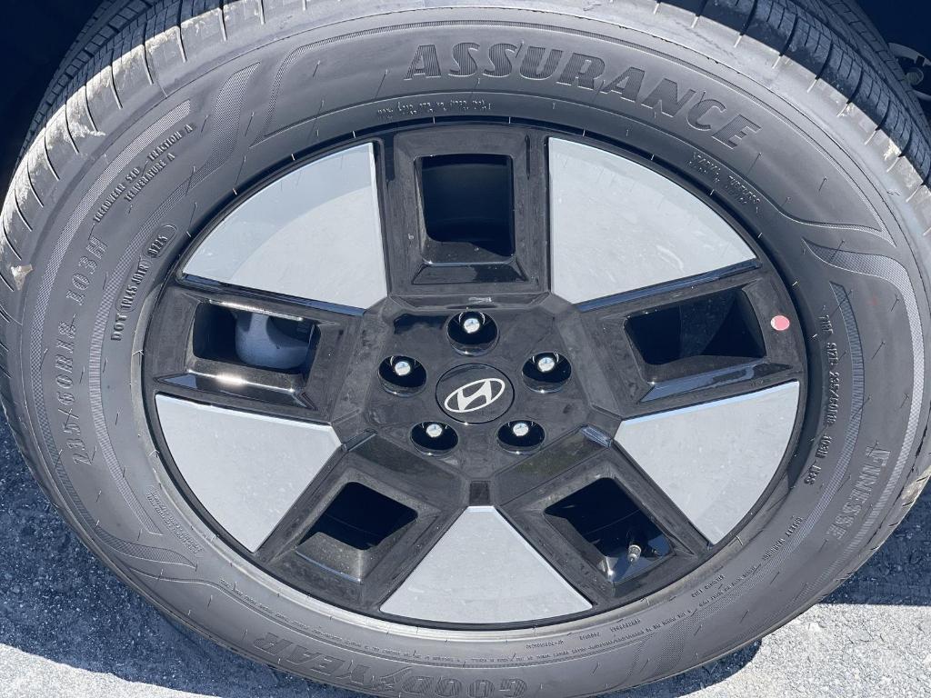 new 2026 Hyundai SANTA FE HEV car, priced at $40,020