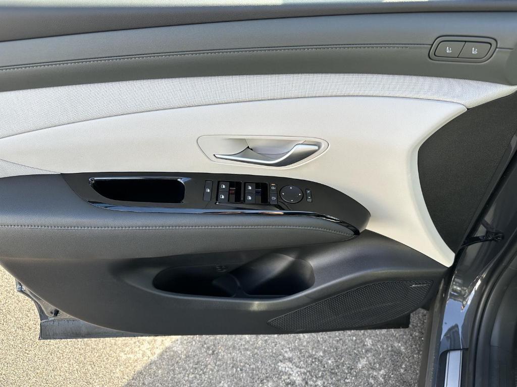 new 2026 Hyundai Tucson car, priced at $43,810