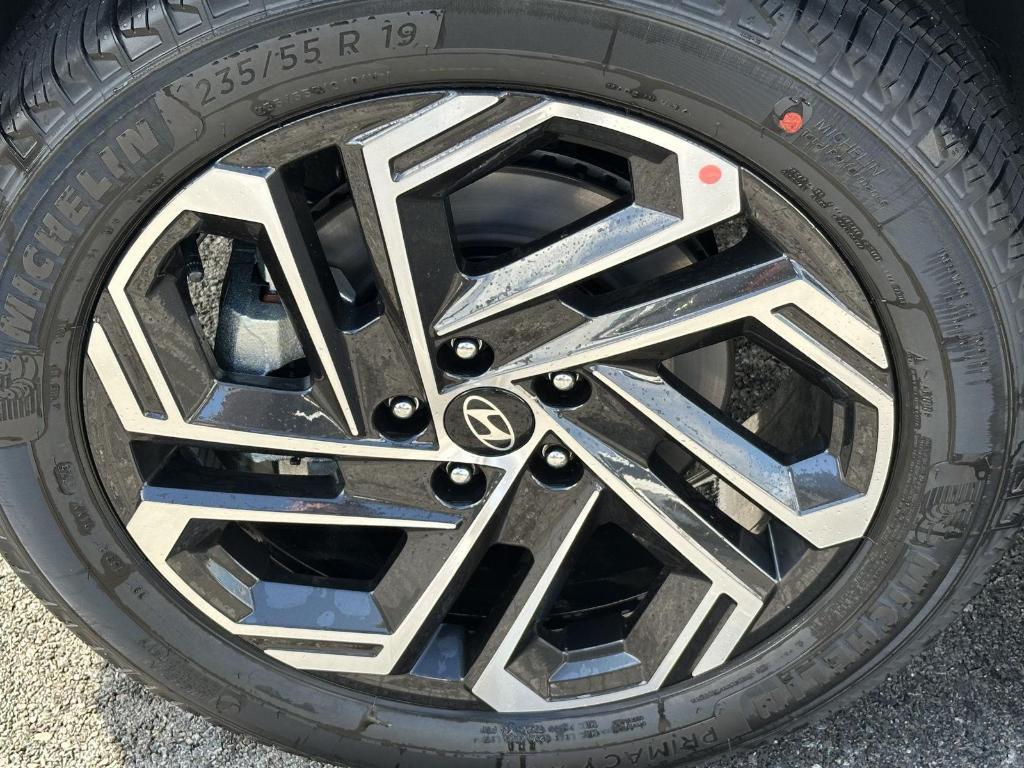 new 2026 Hyundai Tucson car, priced at $43,810