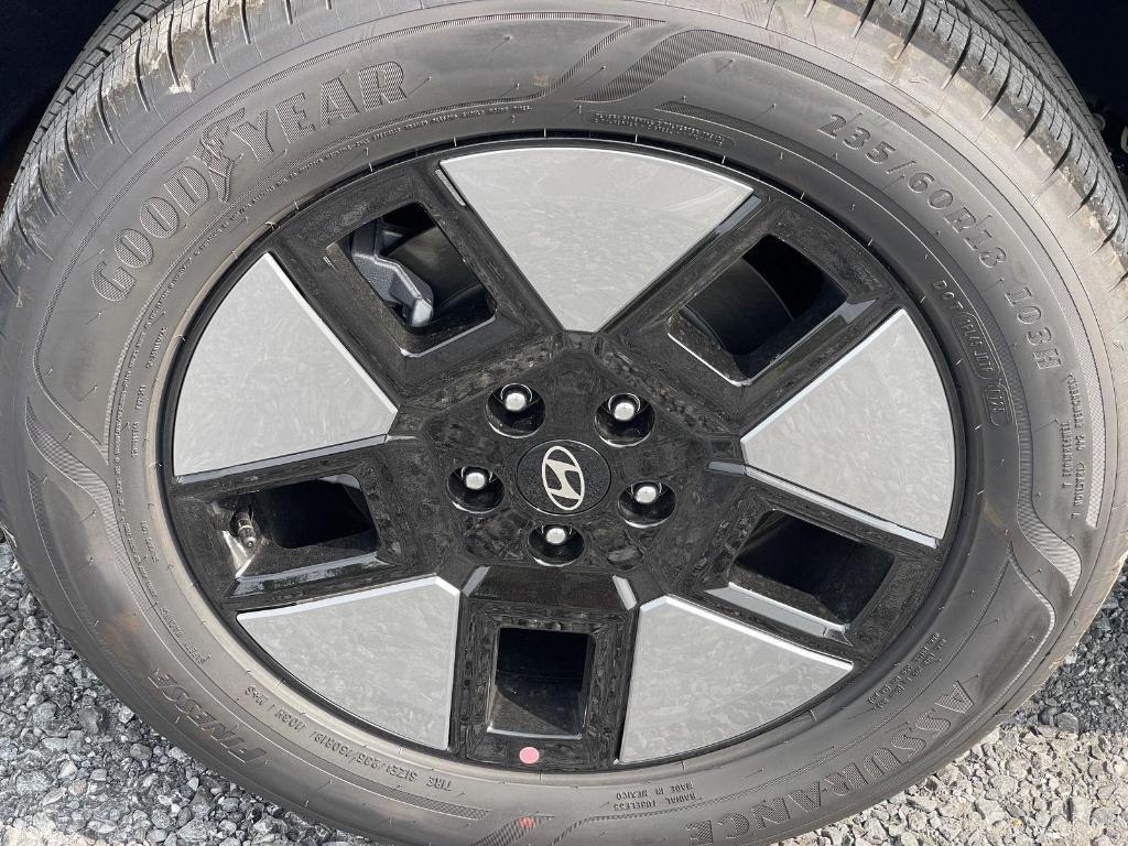 new 2026 Hyundai SANTA FE HEV car, priced at $39,536