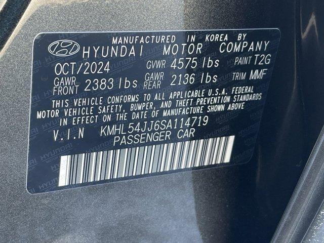 new 2025 Hyundai Sonata Hybrid car, priced at $39,400